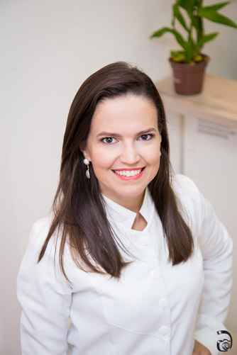 Carolina Macedo Dentista em Ingleses, Norte da Ilha, Florianópolis
